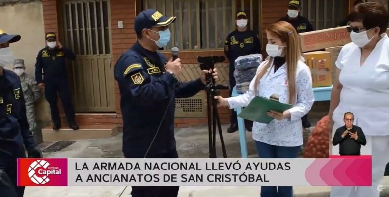 La Armada Nacional entregó ayudas a ancianitos de San Cristóbal