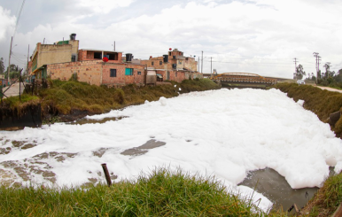 ESPUMA MOSQUERA (ALCALDE DE MOSQUERA GIAN GEROMETTA)