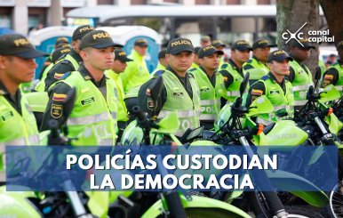 Policías-custodian-la-democracia