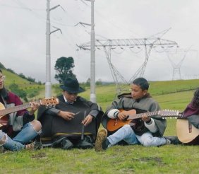 Jóvenes bogotanos que le apuestan a la música