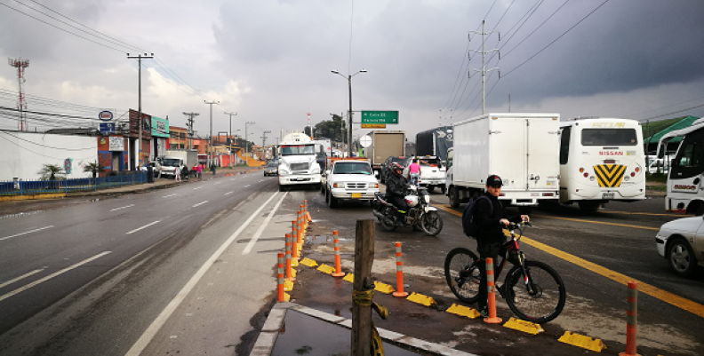 Calle 13 x Cra 123 B Calle 13 x Cra 123 B