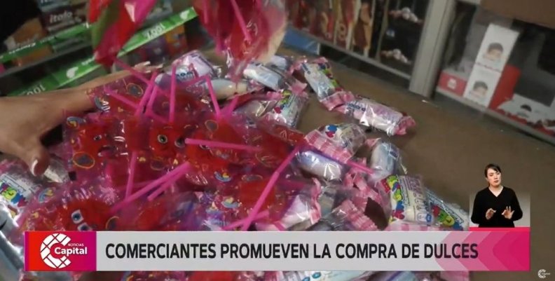 Comerciantes promueven la compra de dulces