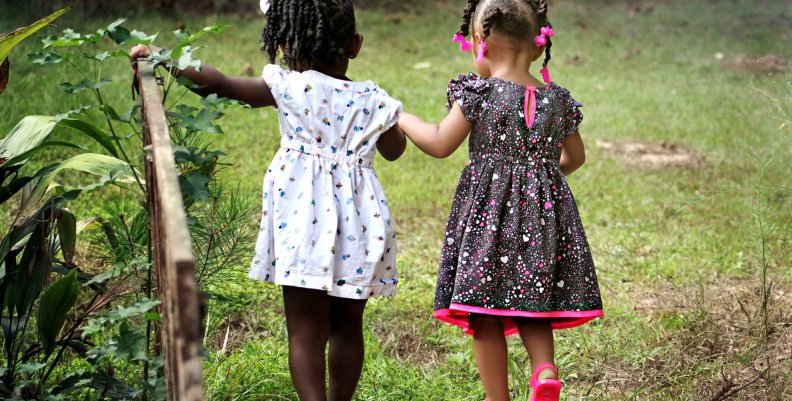 girls-462072_1920 girls-462072_1920