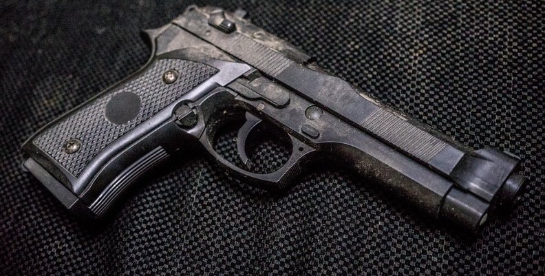 guns-2044201_960_720 guns-2044201_960_720