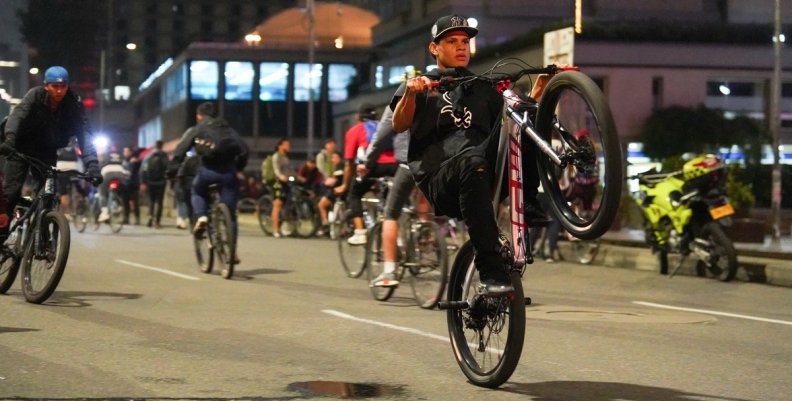 Ciclovía Nocturna Ciclovía Nocturna