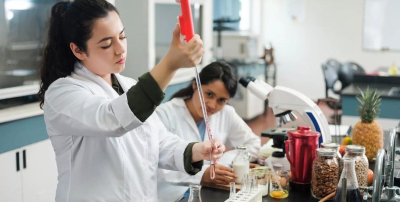 Mujeres en ciencia y tecnología