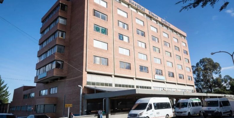 Imagen de la fachada del hospital Simón Bolívar, en Bogotá