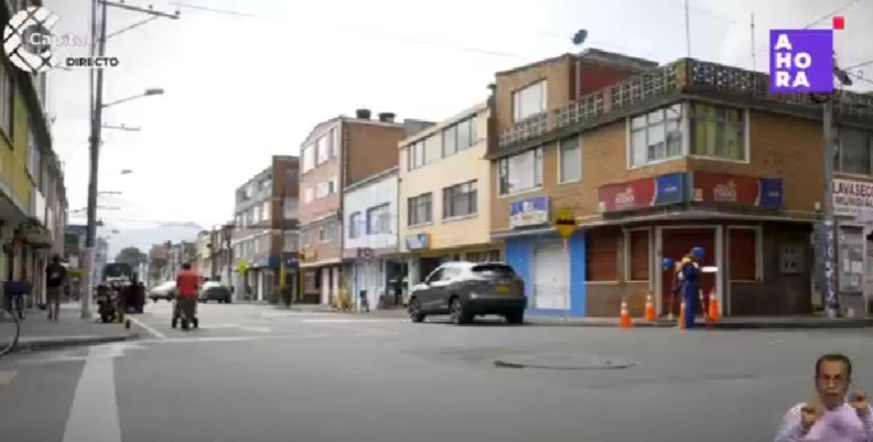 Calle de Bogotá de informe especial de AHORA sobre Economía informal