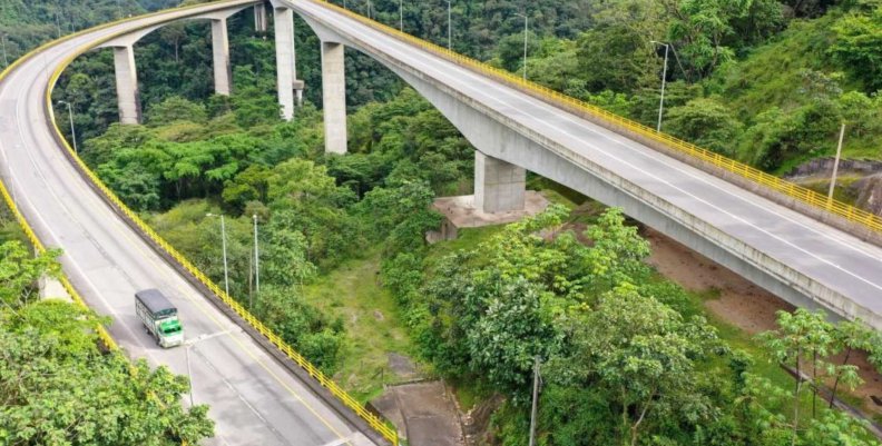 Vía Bogotá - Villavicencio