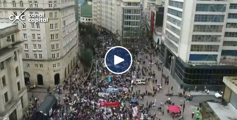 La marcha nacional en defensa de la educación pública, desde el cielo