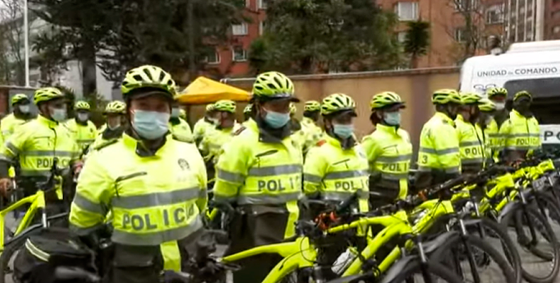 POLICÍA 2 POLICÍA 2
