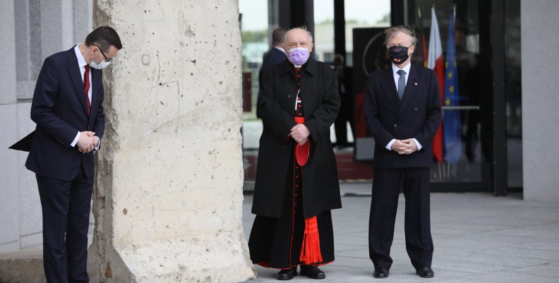 Polonia rinde homenaje a Juan Pablo II en el centenario de su nacimiento Polonia rinde homenaje a Juan Pablo II en el centenario de su nacimiento