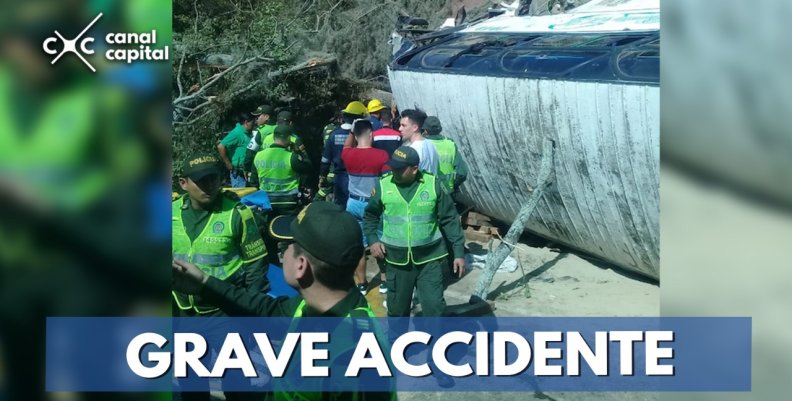 Un bus con hinchas de Nacional se accidentó en Santander