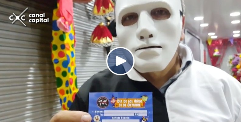 Comerciantes carnetizan niños para prevenir que se pierdan en Halloween