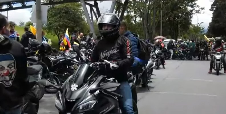 Motociclistas en Bogotá