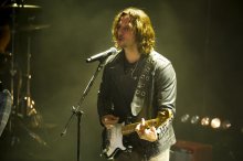 RockStory: Gui desata el caos al golpear a Leo Regis 