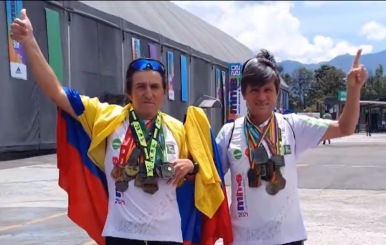 Tradición familiar en la Media Maratón de Bogotá.