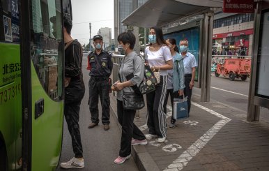 Cinco posibles vacunas chinas pasarán a tercera fase del desarrollo en julio