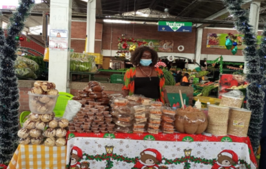 Plazas de Mercado, IPES, en Navidad