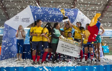 femenino campeonas (2)