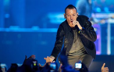 FILE PHOTO:    Chester Bennington of Linkin Park performs during 2012 iHeartRadio Music Festival in Las Vegas