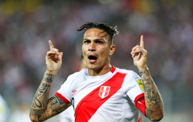 FILE PHOTO: Football Soccer - World Cup 2018 Qualifier - Argentina v Peru