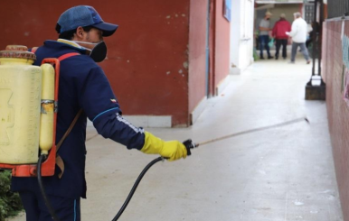 IPES realiza jornadas de desinfección y limpieza en Plazas de Mercado