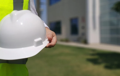 Mujeres en construcción