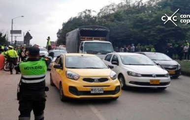 Secretaría de Movilidad realiza operativos de control para mejorar la calidad del aire en Bogotá