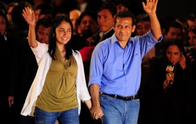 Nadine-Heredia-y-Ollanta-Humala-549x366