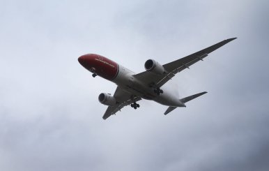 Norwegian propone a los acreedores convertir hasta el 85 % de deuda en acciones