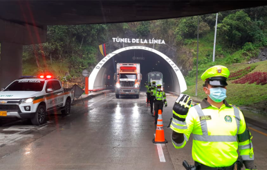 POLICÍA DE TRÁNSITO