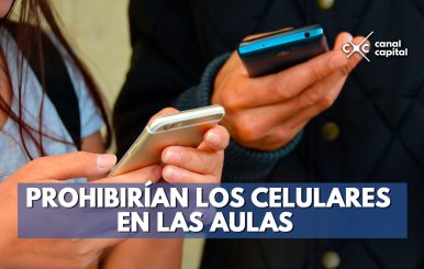 Prohibirían-los-celulares-en-las-aulas-