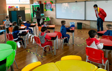 RETORNO PRESENCIALIDAD EN COLEGIOS