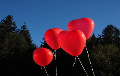 Romantic-Romance-Love-Balloons-Relationship-Heart-693772