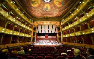 Teatro Colón