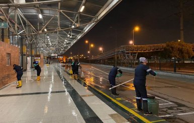 Horarios de limpieza en TransMilenio