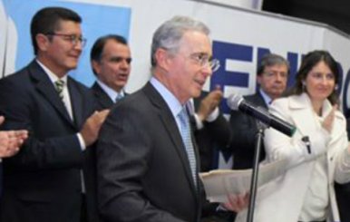 Imagen tomada del Facebook de Álvaro Uribe