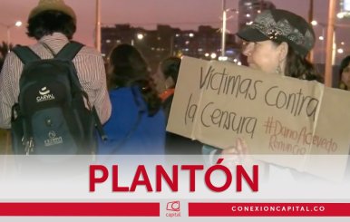 Plantón de víctimas contra Darío Acevedo